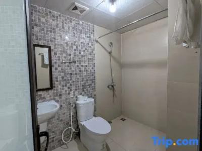 Era Apartment Lac Long Quan - 61