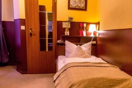 Likedeeler am Stadthafen - 33