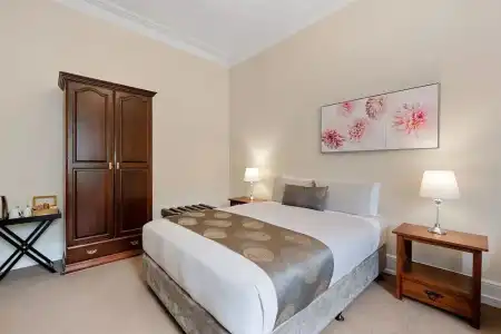Waratah on York - 42