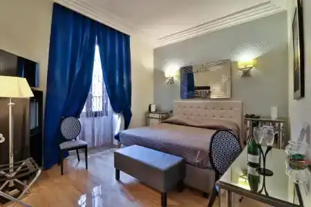 Le Meurice - 83