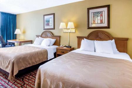 Rodeway Inn Central Clearwater Beach - 54