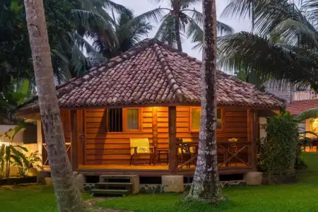 Rockside Cabanas - 12