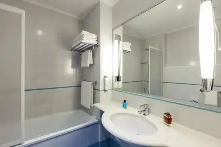ibis Styles Napoli Garibaldi - 29