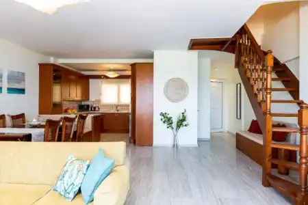 Birais Beach Studios - 132