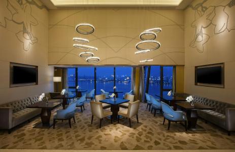 Hilton Wuhan Riverside - 45