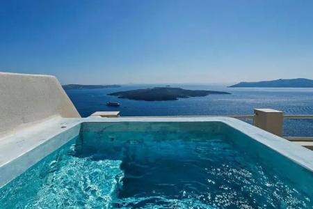 Caldera Cliff Illusion Suites - 84