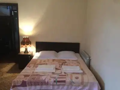 Gio's Guest House - 5