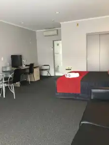 Aubyn Court Spa Motel - 64