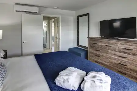 May-Dee Suites - 39