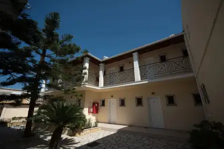 Metaxa Apartments - 0