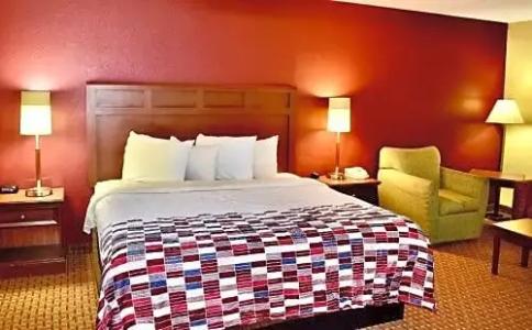 Red Roof Inn & Suites Little Rock - 64