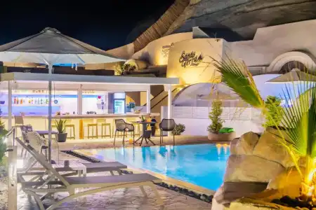 Santoterra Antigua Suites - 62