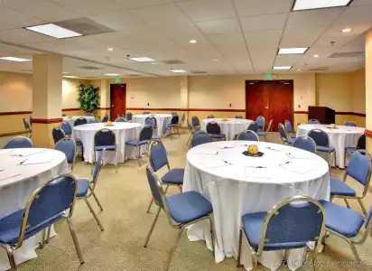 Holiday Inn Express San Diego Downtown by IHG - 15