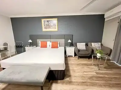 Benson Court Motel - 81