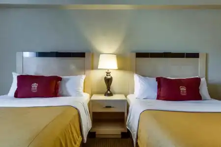 Monte Carlo Inn Barrie Suites - 32