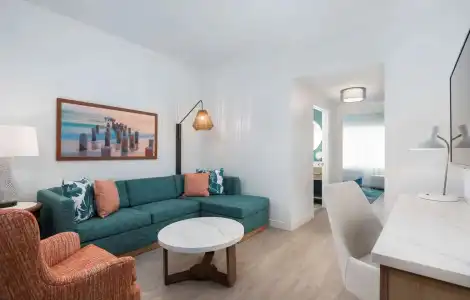 DoubleTree Suites by Hilton Naples - 193