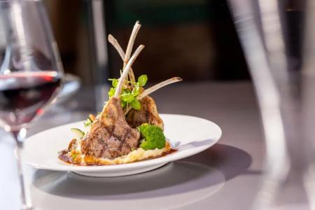 Atlantis Casino Resort Spa - 11