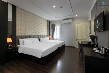 Hanoi Louis - 48