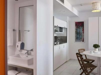 Epsilon Apartments - 18