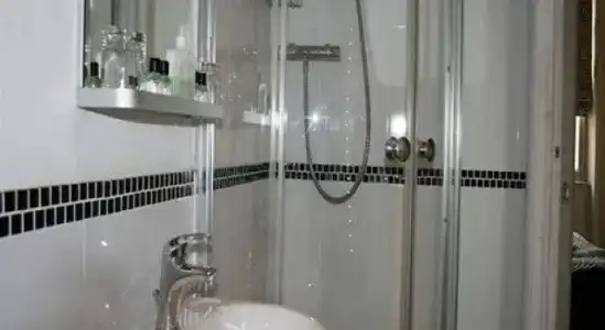 Grand Pier Guest House - 9