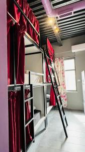 Iconic Athens Hostel - 52