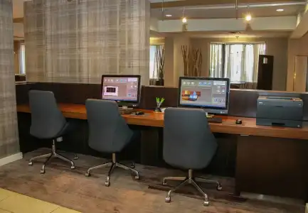 Courtyard Chesapeake Greenbrier - 17