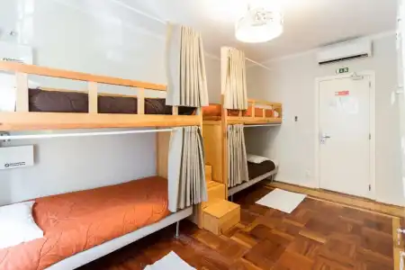 Lisboa Central Hostel - 18