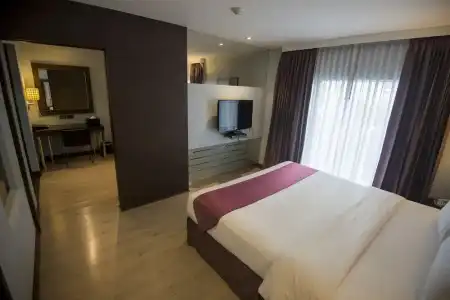 Sukhumvit Suites - 96
