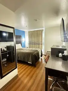 SureStay Plus By Best Western Niagara Falls East - 49