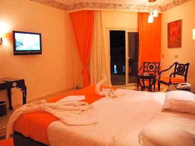Sphinx Aqua Park Beach Resort - 59