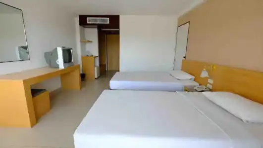 Welcome Plaza - 54