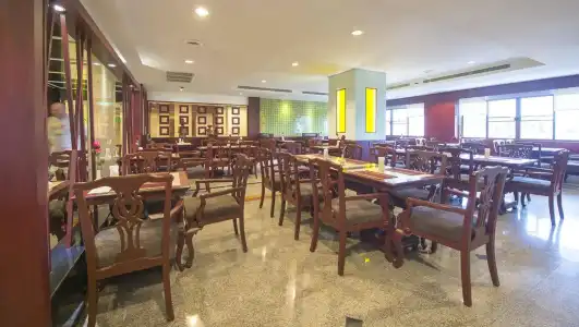 City Beach Resort - 24