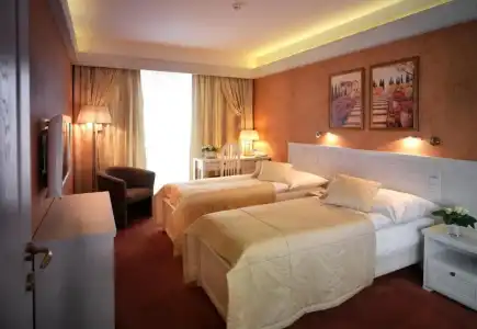 Residence & Club - 39