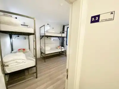 ECO Hostel - 37