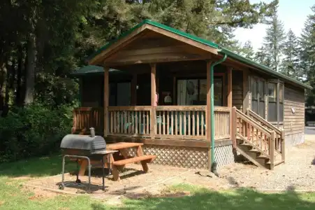Park Motel and Cabins - 86