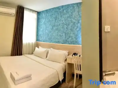 Pantai Inn - 45