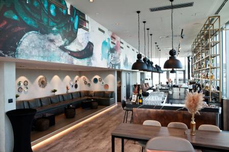 Indigo Berlin - East Side Gallery by IHG - 41