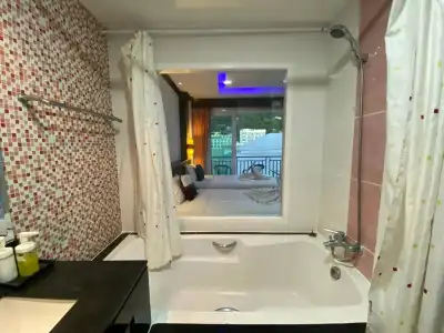 77 Patong & Spa - 141