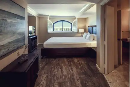 The Waterfront Beach Resort, A Hilton - 291