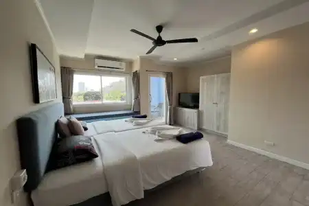 Surf & Sand Resort - 113