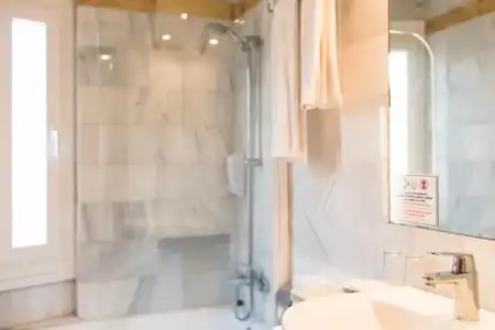 Sagitario Hostal Ciutadella - 40