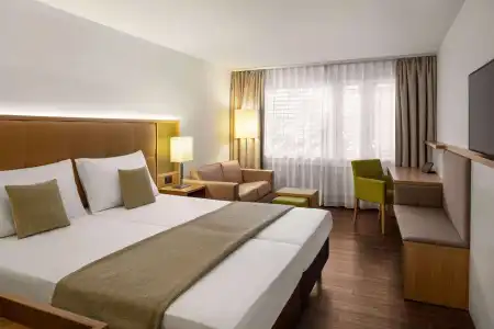 Ramada by Wyndham Baden du Parc - 3