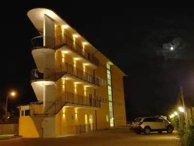 Alverì - 0