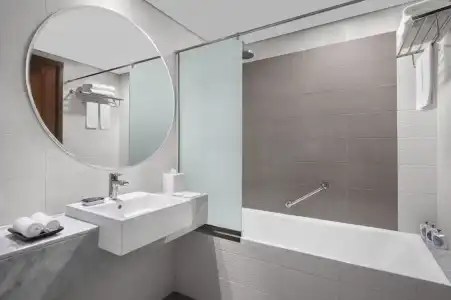 Leva and Suites, Mazaya Centre - 17