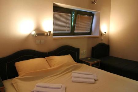 Guesthouse Kraljica - 9