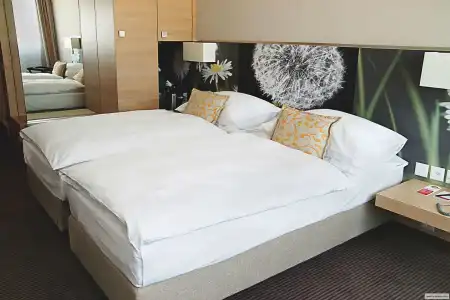 Moxy Zurich - 3