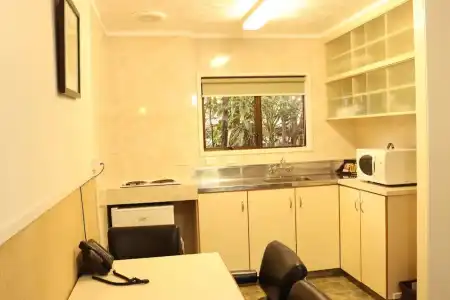 Beetham Park Motel - 26