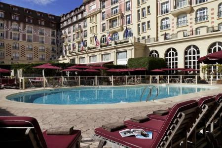 Hôtel Barrière Le Royal Deauville - 12