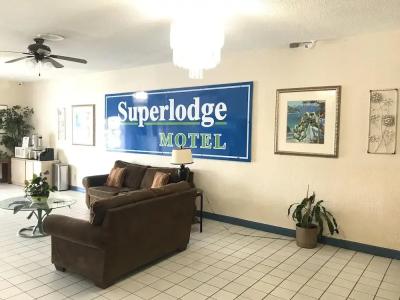 Superlodge Motel - 25