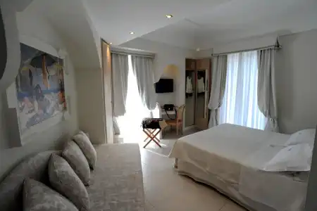 Minori Palace - 2